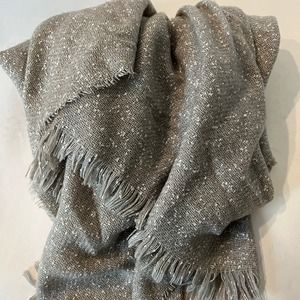 WEST ELM Lightweight Fringe Throw Blanket Acrylic 50x60 Soft Modern Knit Grey